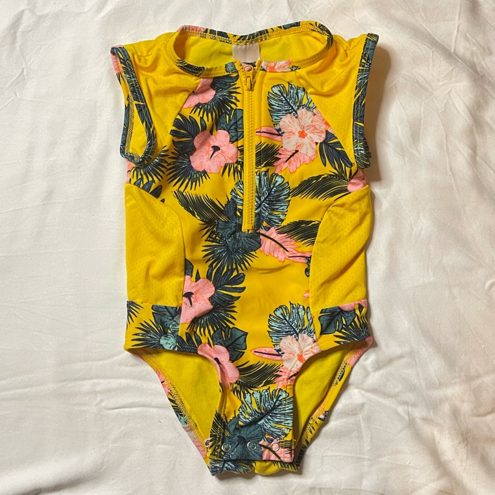 💛Cat & Jack tropical swimsuit